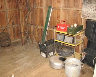 Speakers, rackets, milk canister, roll cart, exhaust pipe, hood visor