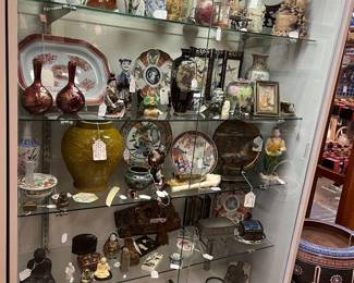 Tons of Chinese Antiques