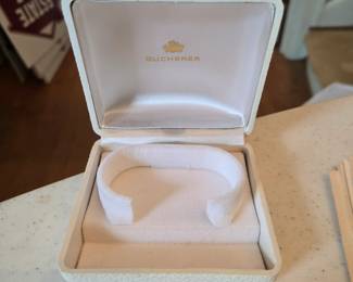 Bucherer watch holder case