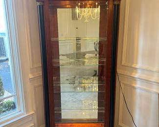 Ethan Allen Medallion Collection Lighted 4 Adjustable Glass Shelves Tiered Curio Cabinet (36"W x 13"D x 81"H)