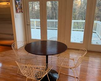 Original Eero Saarinen Round Tulip Based Table by Knoll (36"D x 29"H) & Original Harry Bertoia Steel Wire Side Chairs by Knoll (4 Total)