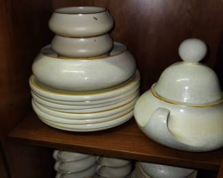Mancioli Italy, Mid
Century Boho lvory Glaze Dishes