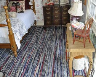 American Rag Rug - Approx. size 10' x 12