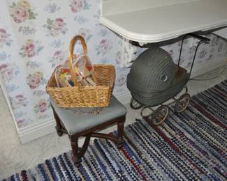 American Rag Rug - Approx. size 10' x 12