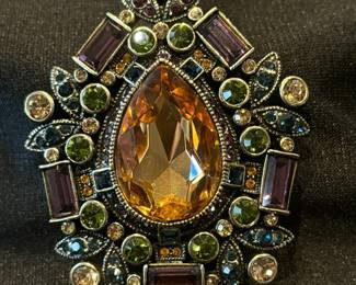 Heidi Daus Dazzling Decade Large Crystal BroochPendant
