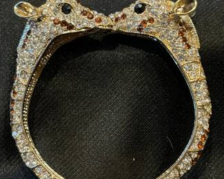 Crystal Giraffe Hinged Bracelet