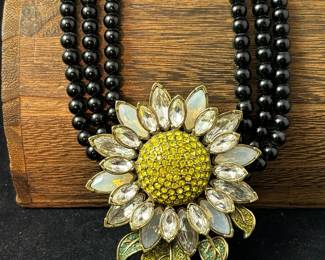 Heidi Daus Daisy Necklace