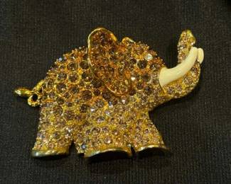 Amanda Borghese Elephant Trunk Up Brooch Pin