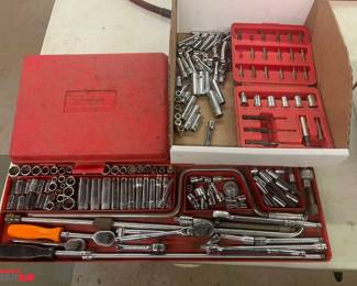 Assorted Snap-On 1/4" drive ratchets, and deep and shallow sockets, metric and standard