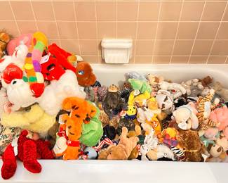 100 Plus Beanie Babies 
