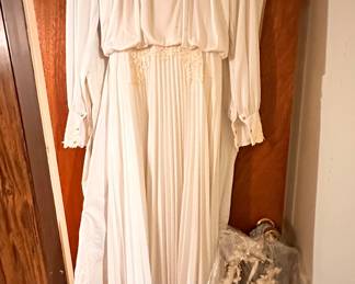 Vintage Wedding Dress 