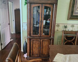 2nd Quality China Hutch