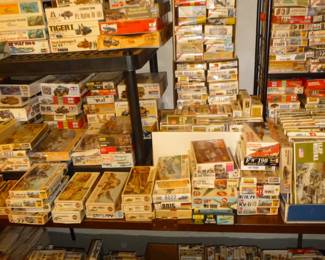HUNDREDS of Model kits