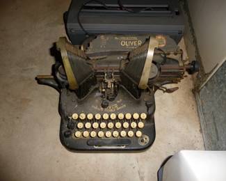 ANTIQUE Oliver typewriter basement