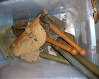 army shovels