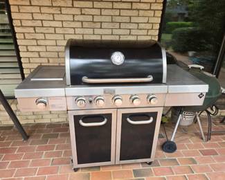 This gas grill is very nice.