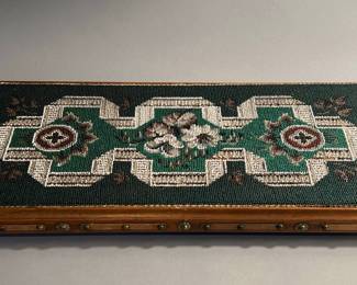 Victorian Beaded Plateau Tray
