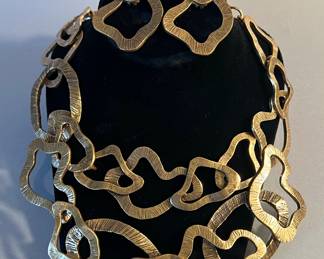 High Couture!! Oscar de la Renta Runway Necklace and Earrings