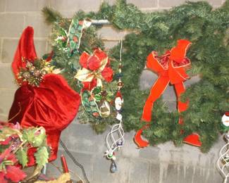 Christmas Wreaths  and Bows