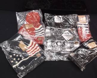 Stock caps       Gloves