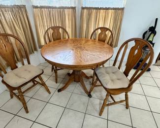Table is a beauty so clean and nice 