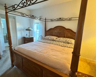 King bed post bed amazing 