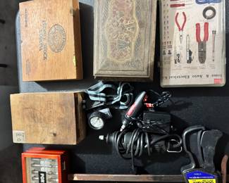 Drill bits 