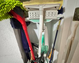 Cleaning supply 