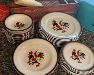 Metlox Poppy Trail Rooster Dish Set