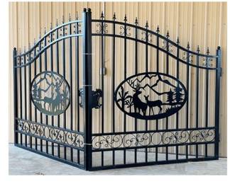 14 Foot - Unused 2023 Greatbear Bi-Parting Iron Gate. With artwork "Deer" in the Middle of Gate Frame.