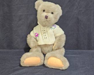 VTG Boyd's Articulating Bear with Sweater