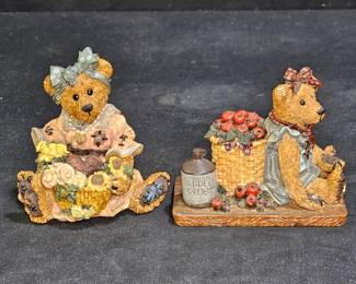 2 Boyd's Bears & Friends Figurines