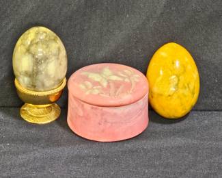 Carved Stone Trinket Box & 2 Polished Agate Eggs