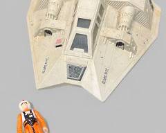 Vintage 1980 Star Wars Kenner Snow Speeder With Rebel Pilot Action Figure
