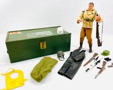 Fantastic VINTAGE Hasbro G.I. Joe Action Lot Doll (2001 )Figure Set: Uniforms, Weapons, Gear, And Storage Box
