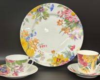 5pc Fine Limoges Bill Goldsmith Floral China Dinner Plate, Tea Cups, and Saucer, and Desert Plates
