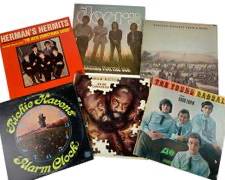 Great Vintage Vinyl Records Including The Young Rascals MONO Atlantic 8123, Isaac Hayes ENS-1014 Stereo To Be Continued, The Doors EKS 74024 Stereo Waiting For The Sun, Introducing Hermans Hermits E-4282 and More!
