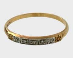 Fine 14K Yellow Gold Wedding Band Size 7
