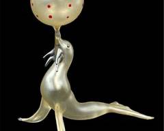 Vintage Italian Art Glass acrobatic Seal Twirling Ball Ornament
