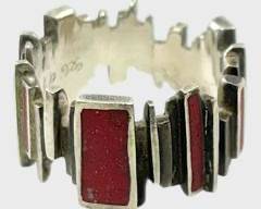 Fine Modernist Sterling Silver & Coral Ring Size 9.5
