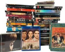 Movie DVDs - Lord of The Rings, Cleopatra, Traffic, Twilight, Daddy Day Care, Tomb Raider, Frida, 2012, Jeepers Creepers, Resident Evil, Iron Man, Domestic Disturbance and More!
