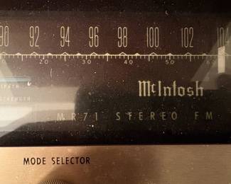 . . . McIntosh MR 72 tuner