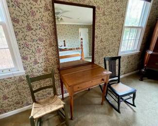 Lot 099-MBR: Small Desk Vignette