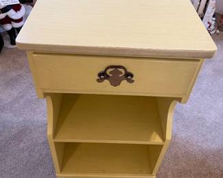 Lot 090-TOY: Vintage Ethan Allen Yellow Nightstand

