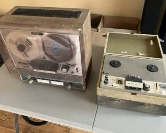 Lot 049-LR: Vintage Reel-to-Reel Tape Recorder Duo