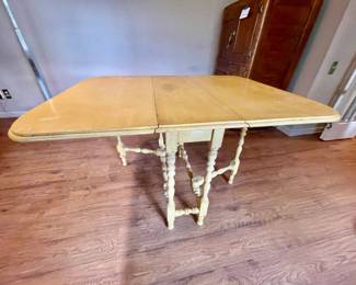 Lot 025-OFF: Vintage Yellow Gateleg Table
