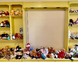 Lot 061-TOY: Beanie Baby Mystery Lot