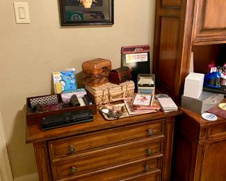 Shenandoah Valley Furniture by Flexsteel corner filing cabinet