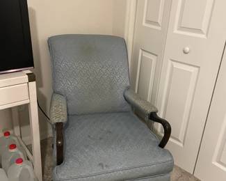 Very comfortable ( a little used)