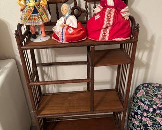 Antique oak stick and ball eterge